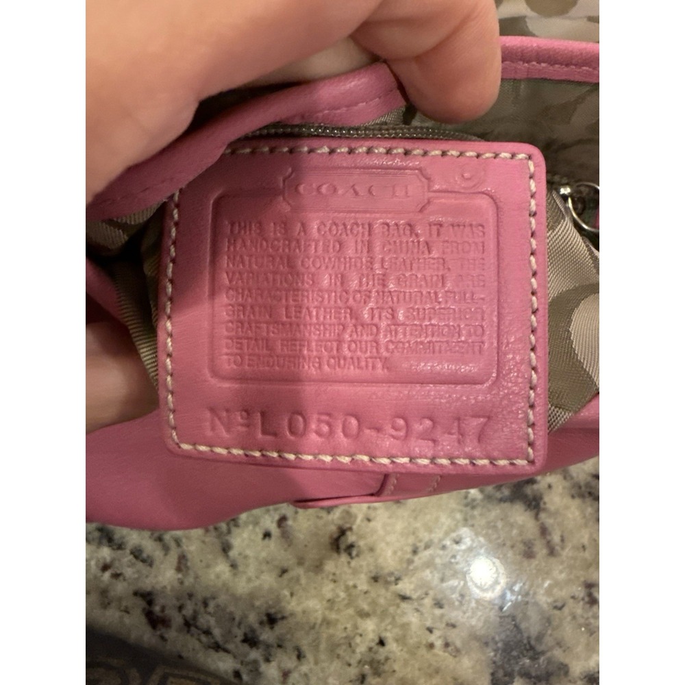 Coach Vintage SMALL 9247 Pink Soho Y2K Leather Shoulder Bag - Picture 15 of 16